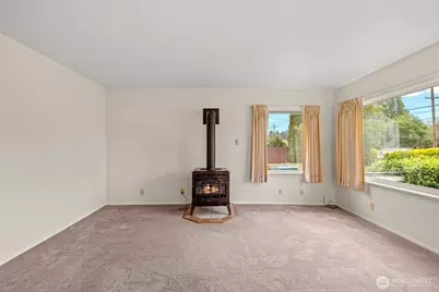 1309 State Rt 20, Burlington, WA 98233 - Photo 6