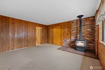 1309 State Rt 20, Burlington, WA 98233 - Photo 14