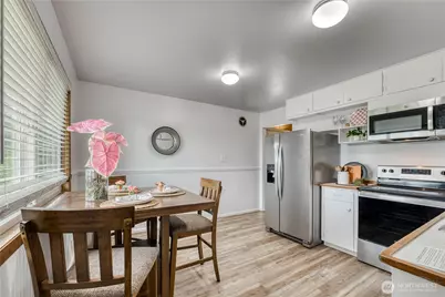 3822 Petersville Road NE, Bremerton, WA 98310 - Photo 8