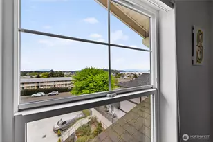1109 29th St, Anacortes, WA 98221 - Photo 14