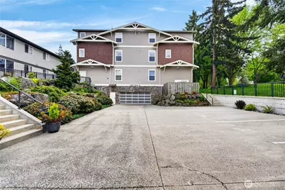 1109 29th Street #301, Anacortes, WA 98221 - Photo 2