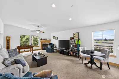 1109 29th Street #301, Anacortes, WA 98221 - Photo 16