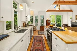 2511 E Roy St, Seattle, WA 98112 - Photo 14