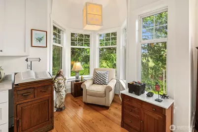 2511 E Roy Street, Seattle, WA 98112 - Photo 16