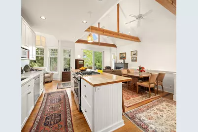 2511 E Roy Street, Seattle, WA 98112 - Photo 6