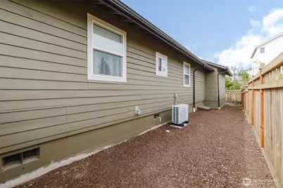 880 Hogan Lane, Bremerton, WA 98311 - Photo 38