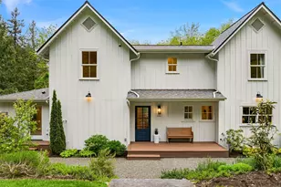 4080 Crystal Springs Dr NE, Bainbridge Island, WA 98110 - Photo 2