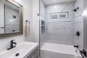 9402 Portland Ave E, Tacoma, WA 98445 - Photo 20