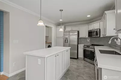 3508 Surrey Drive NE, Olympia, WA 98506 - Photo 8
