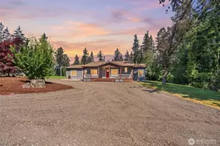 9889 Sportsman Club Rd NE, Bainbridge Island, WA 98110 - Photo 34