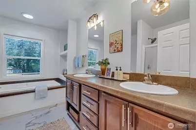 9889 Sportsman Club Road NE, Bainbridge Island, WA 98110 - Photo 18