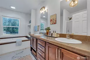 9889 Sportsman Club Rd NE, Bainbridge Island, WA 98110 - Photo 18