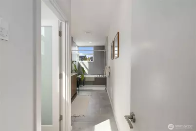 6735 Alonzo Avenue NW #A, Seattle, WA 98117 - Photo 20