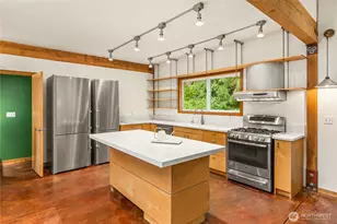 13984 Toad Holler Pl NE, Bainbridge Island, WA 98110 - Photo 14