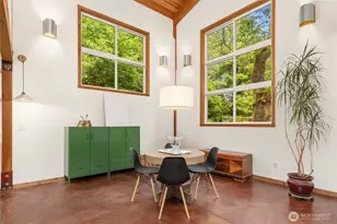 13984 Toad Holler Pl NE, Bainbridge Island, WA 98110 - Photo 12