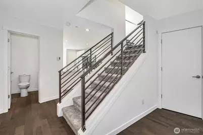 7526 43rd Avenue S, Seattle, WA 98118 - Photo 12