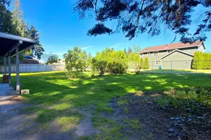 612 S 160th St, Burien, WA 98148 - Photo 18