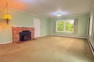 612 S 160th St, Burien, WA 98148 - Photo 6