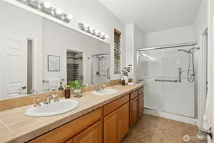13443 Mahonia Pl NE, Redmond, WA 98053 - Photo 16