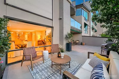 2728 Fairview Avenue E #102, Seattle, WA 98102 - Photo 4