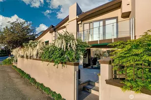 2728 Fairview Ave E, Seattle, WA 98102 - Photo 2