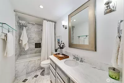 2728 Fairview Avenue E #102, Seattle, WA 98102 - Photo 22