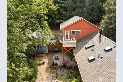 11837 Venice Loop NE, Bainbridge Island, WA 98110 - Photo 28