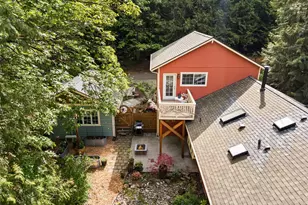 11837 Venice Loop NE, Bainbridge Island, WA 98110 - Photo 28