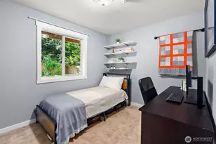 11837 Venice Loop NE, Bainbridge Island, WA 98110 - Photo 16