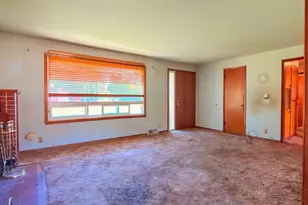 638 S 160th St, Burien, WA 98148 - Photo 10