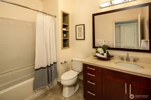 170 Harbor Square Loop NE, Bainbridge Island, WA 98110 - Photo 18