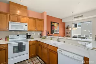 14915 38th Dr SE, Bothell, WA 98012 - Photo 12