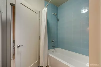 3104 Western Avenue #213, Seattle, WA 98121 - Photo 12