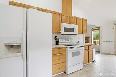 3011 12th Street Pl SW, Puyallup, WA 98373 - Photo 12