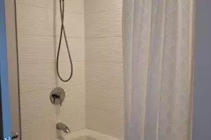 2337 W Plymouth St, Seattle, WA 98199 - Photo 14