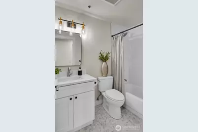 18523 68th Avenue NE #204, Kenmore, WA 98028 - Photo 10