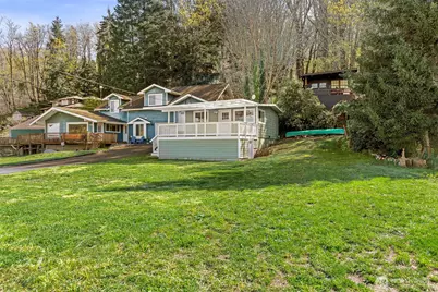 27830 Manzanita Beach Road SW, Vashon, WA 98070 - Photo 2