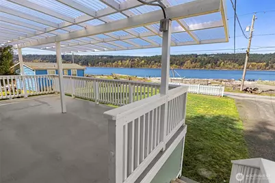 27830 Manzanita Beach Road SW, Vashon, WA 98070 - Photo 34