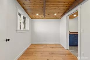 27830 Manzanita Beach Rd SW, Vashon, WA 98070 - Photo 12