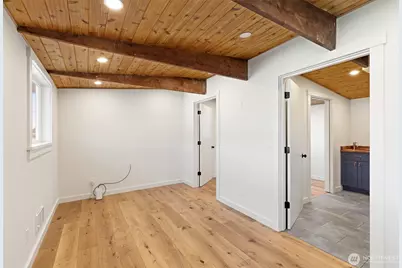 27830 Manzanita Beach Road SW, Vashon, WA 98070 - Photo 20