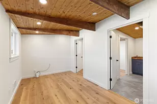 27830 Manzanita Beach Rd SW, Vashon, WA 98070 - Photo 20