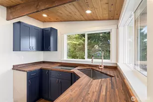 27830 Manzanita Beach Rd SW, Vashon, WA 98070 - Photo 18