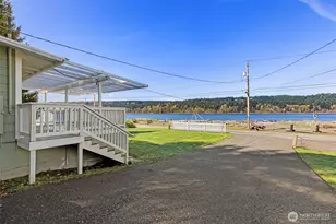 27830 Manzanita Beach Rd SW, Vashon, WA 98070 - Photo 4