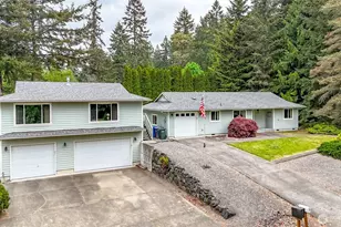 19113 21st St SW, Lakebay, WA 98349 - Photo 2