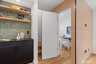 4118 Burke Ave N, Seattle, WA 98103 - Photo 12