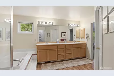 25812 SE 41st Street, Sammamish, WA 98029 - Photo 20