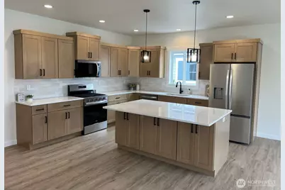 2180 Lagerwey Circle, Lynden, WA 98264 - Photo 18