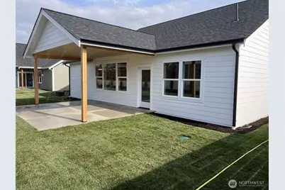 2180 Lagerwey Circle, Lynden, WA 98264 - Photo 2