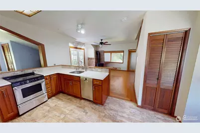 435 Noble Avenue, Hamilton, WA 98255 - Photo 8