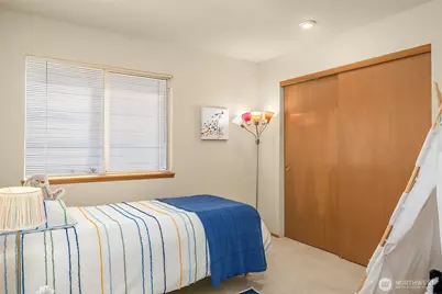 611 S 32nd Street, Renton, WA 98055 - Photo 28